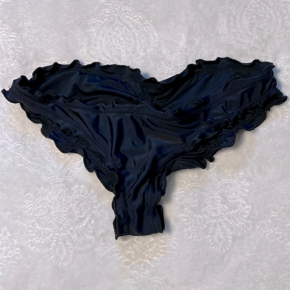Black Cheeky Cinched Bikini bottoms